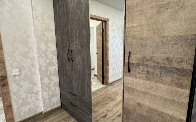 1-ya Vostochnaya Flat