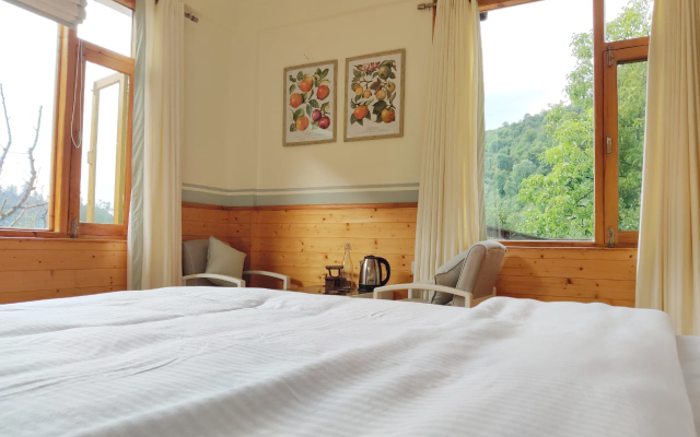Seclude Orchard Manali Guest house