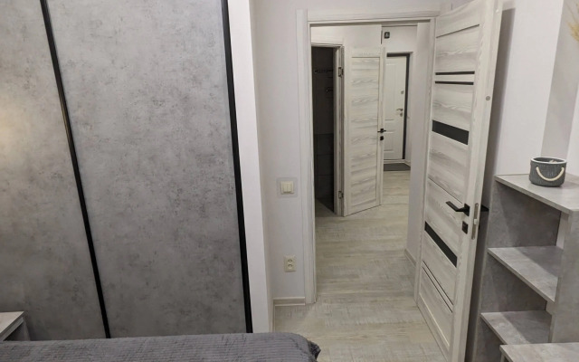 Квартира шикарная двухкомнатная в жд округе