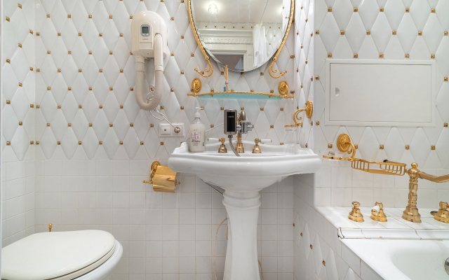 S Konditsionerom Vozle Kievskogo Vokzala Flat