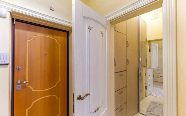 Na Krasnogvardeyskoy Ulitse 38AlitA Flat