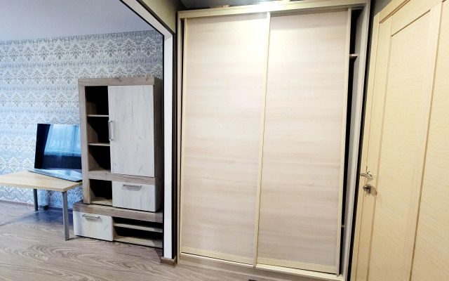 Na Lomonosova U Pruda Flat