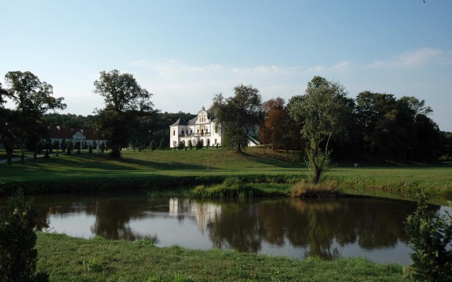 Palac Czyzow Szlachecki Hotel