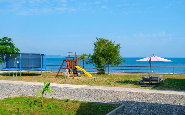U Morya Sunrise Hotel