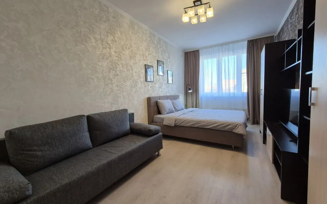 Uyutnaya Odnokomnatnaya C Balkonom Flat
