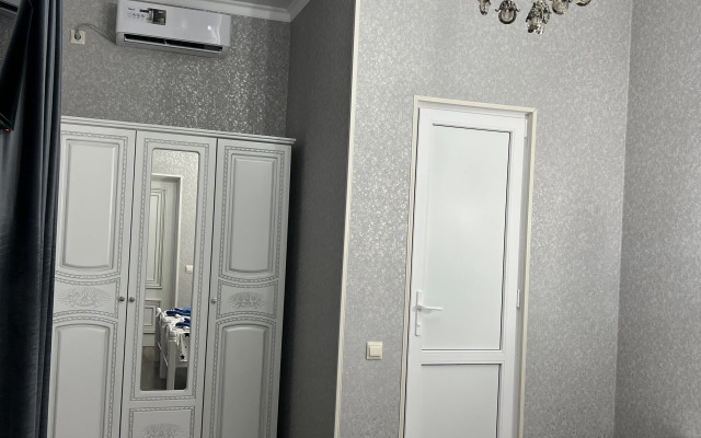V Suhume Guest House