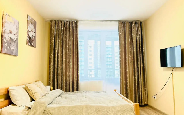 Na Karamzina 14 Ryadom s Naberezhnoy Flat