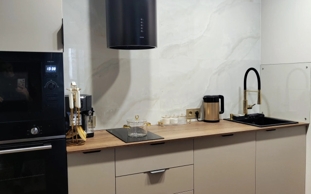Stilnaya Dizaynerskaya V Novom Dome Flat