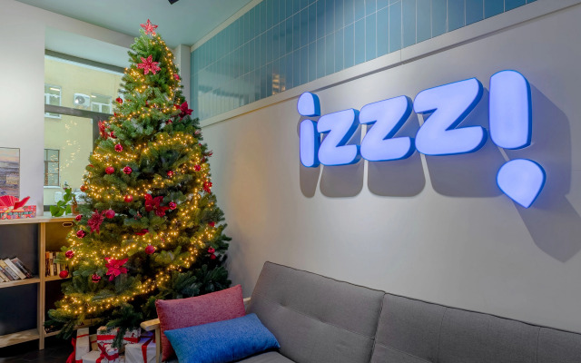 Гостиница izzzi у Гостиного Двора