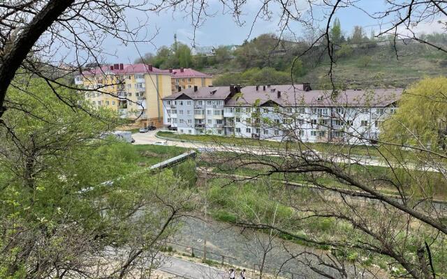 Квартира Большая Двухкомнатная в Кисловодске