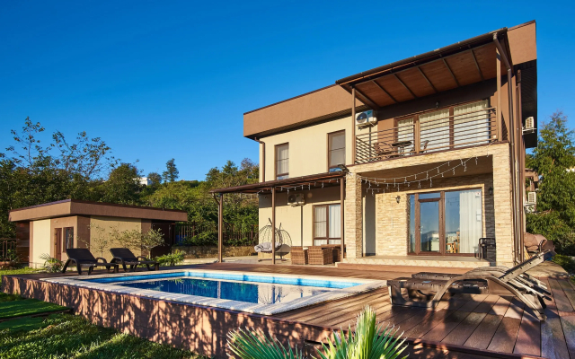 Вилла Усадьба Высокое с Панорамным Видом и Бассейном