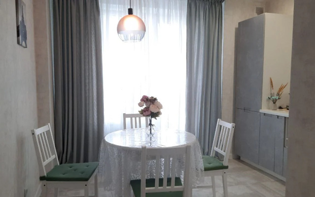 Квартира "Билет в Париж" рядом с парком Галицкого. Сеть Мята