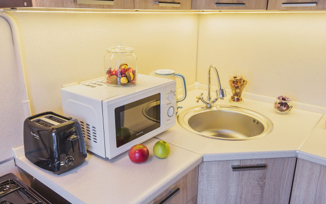 GM ryadom s Ekspocentrom i Belym domom Apartments