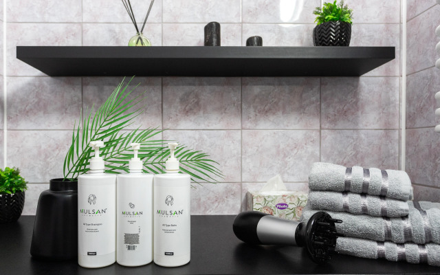 Квартира класса комфорт плюс с видом на реку в центре Рыбной деревни, остров Канта