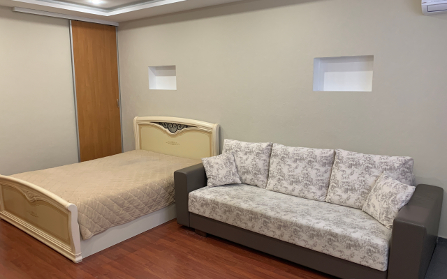 Квартира Однокомнатная в Центре Тюмени Полностью Оборудована для Проживания