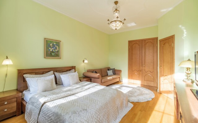 3 Spalni U Manezhnoy Ploschadi 8 gostei Apartments
