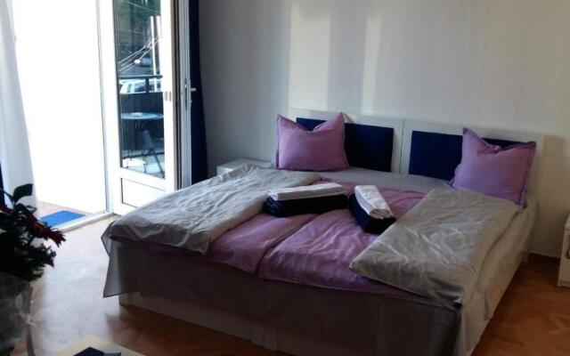 Renesans Hotel