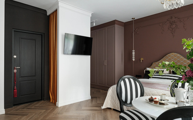 Квартира с авторским дизайном LetYourFlat Burgundy