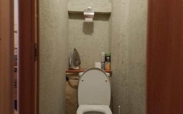 Na Naberezhnoy V Istoricheskom Tsentre Flat