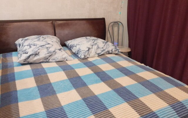 Live-In-Comfort Na Vysotnoy 9-17 Flat