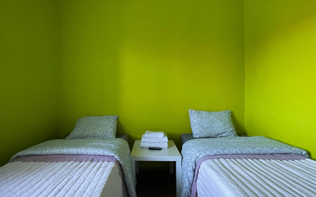 Отель Сафари