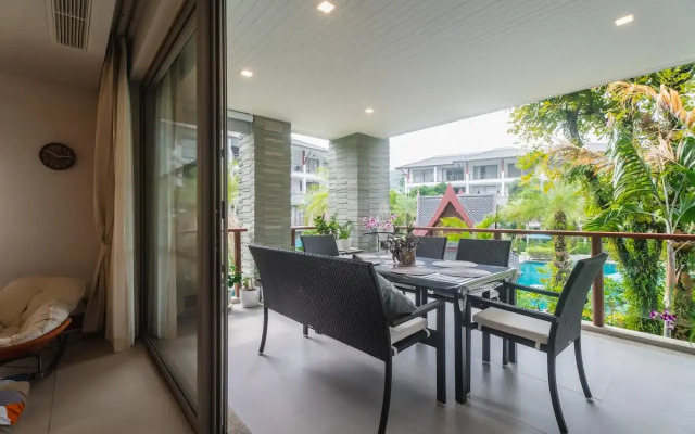 Elegant Beachfront 3Br Condo at Pearl of Naithon Apartments