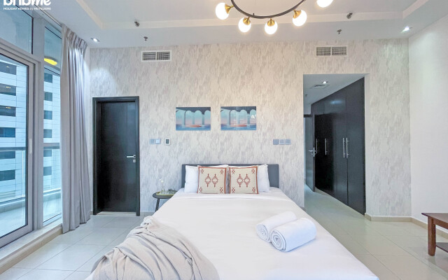 Апартаменты Luxury Penthouse with Marina and Sea Views|bnbme-2301