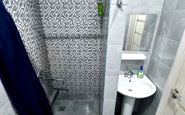 Квартира 2-комнатная Cтудия Yarapartments на Октября 11