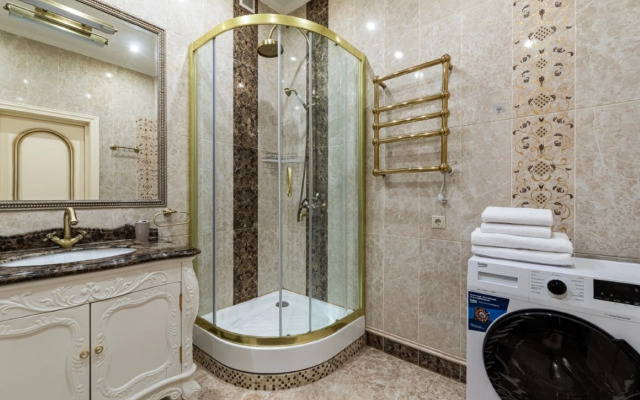 Квартира Шикарная Трёхкомнатная в Самом Центре Казани