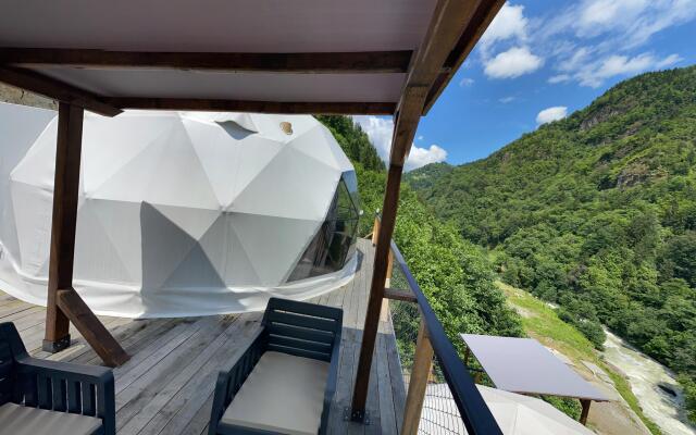 Kaledome orman evleri Glamping
