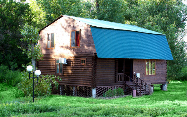 Gremuchiy Recreation Camp