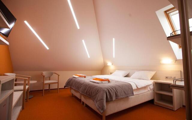 Отель Морамар