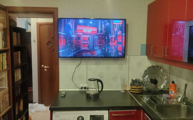 Dvushka S Vidom Na Dvor Flat