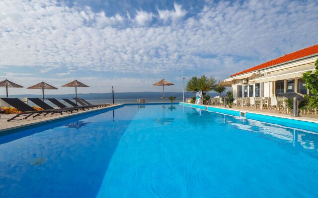 Mediteran Travel Mobile Homes Galeb Bungalow
