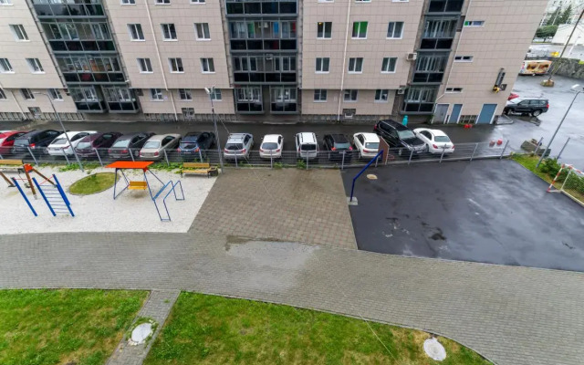 Etazhideyli Ryadom S Ugmk Arenoy Apartments