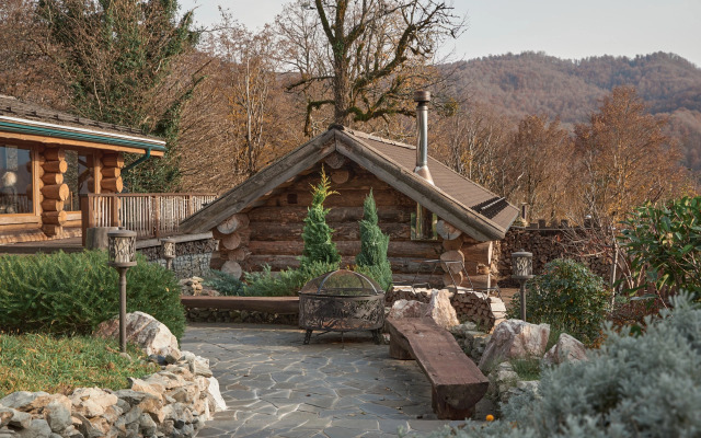 Hills 1200. Residence. Bany. Hotel