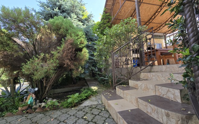 Barbecue House Private House