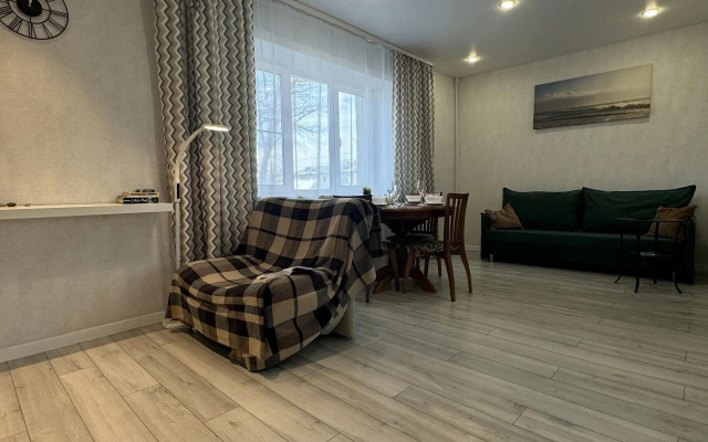 Uyutnaya Dvuhkomnatnaya Flat