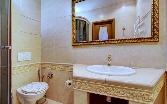 Апартаменты на Невском 82