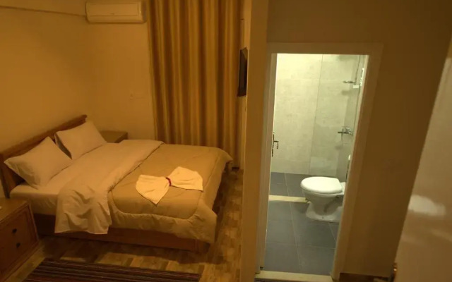 Central Cairo Hotel