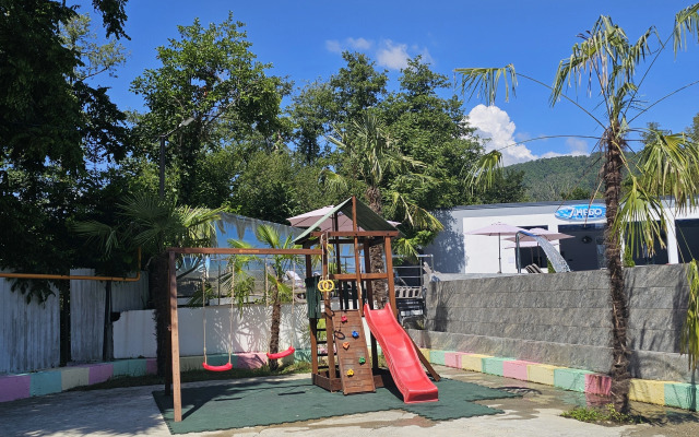 Svetlaya Studiya S Kukhney V Apart-Komplekse S Basseynom Apartments