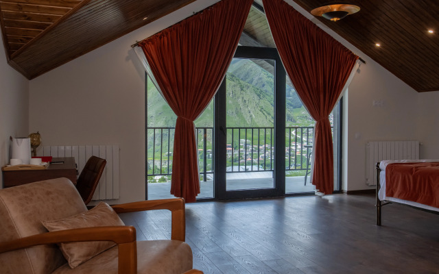 Residence Kazbegi Hotel