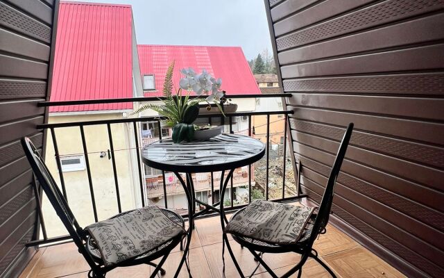 L' Etual Guest House