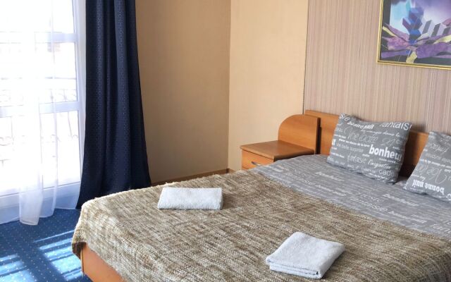 Отель Мистер X