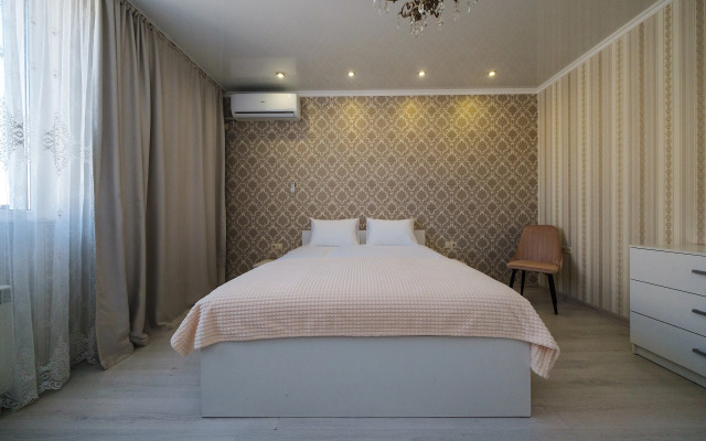 Leto Apartments