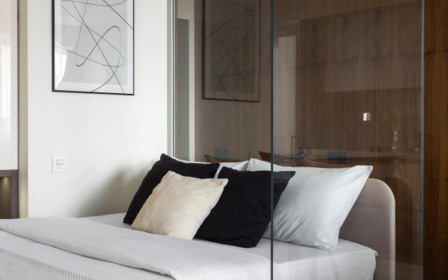 Апартаменты  на 18 Этаже Hugge Place