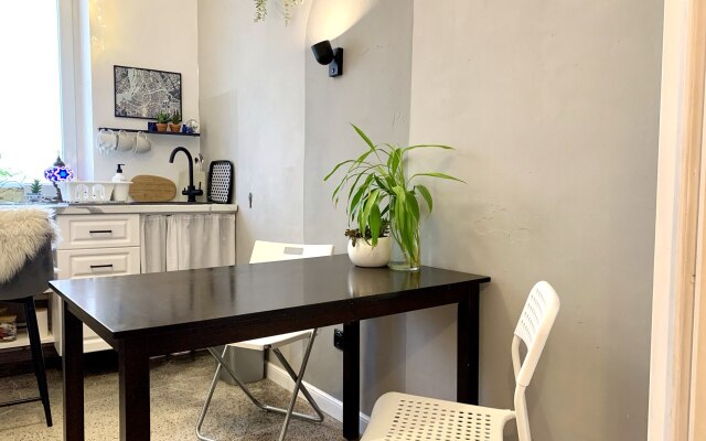 Arkhitektora Flat
