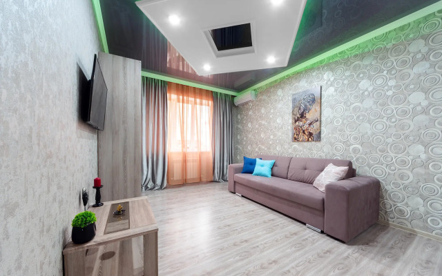 Raidas Lyuks na Pestova 15 a Flat