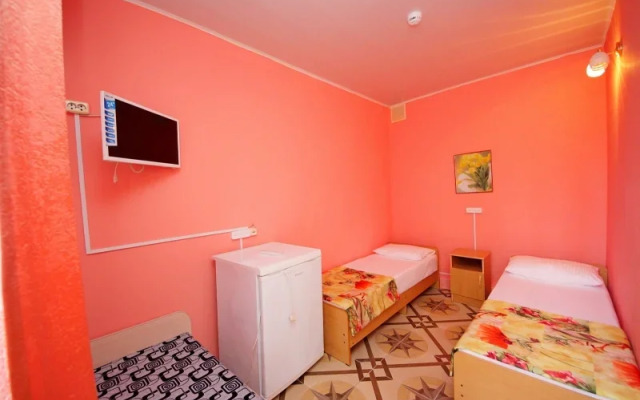 EdiRoz na Kryimskoy Guest House