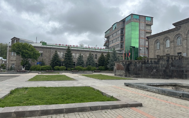 Lalaner Hotel
